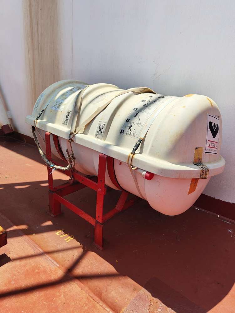viking 06 person life raft pdf